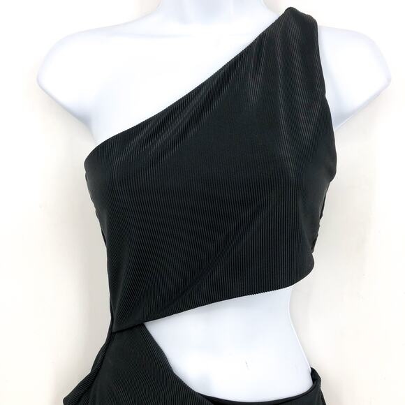 BEACH RIOT Celine Cutout One-Shoulder One-Piece Swimsuit Medium Black NWT - Picture 5 of 12